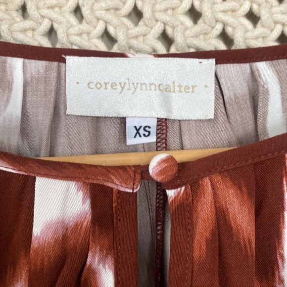 Cory Lynn Calter ikat boho clay color & white  3/4th sleeves boho top sz… - Picture 3 of 9